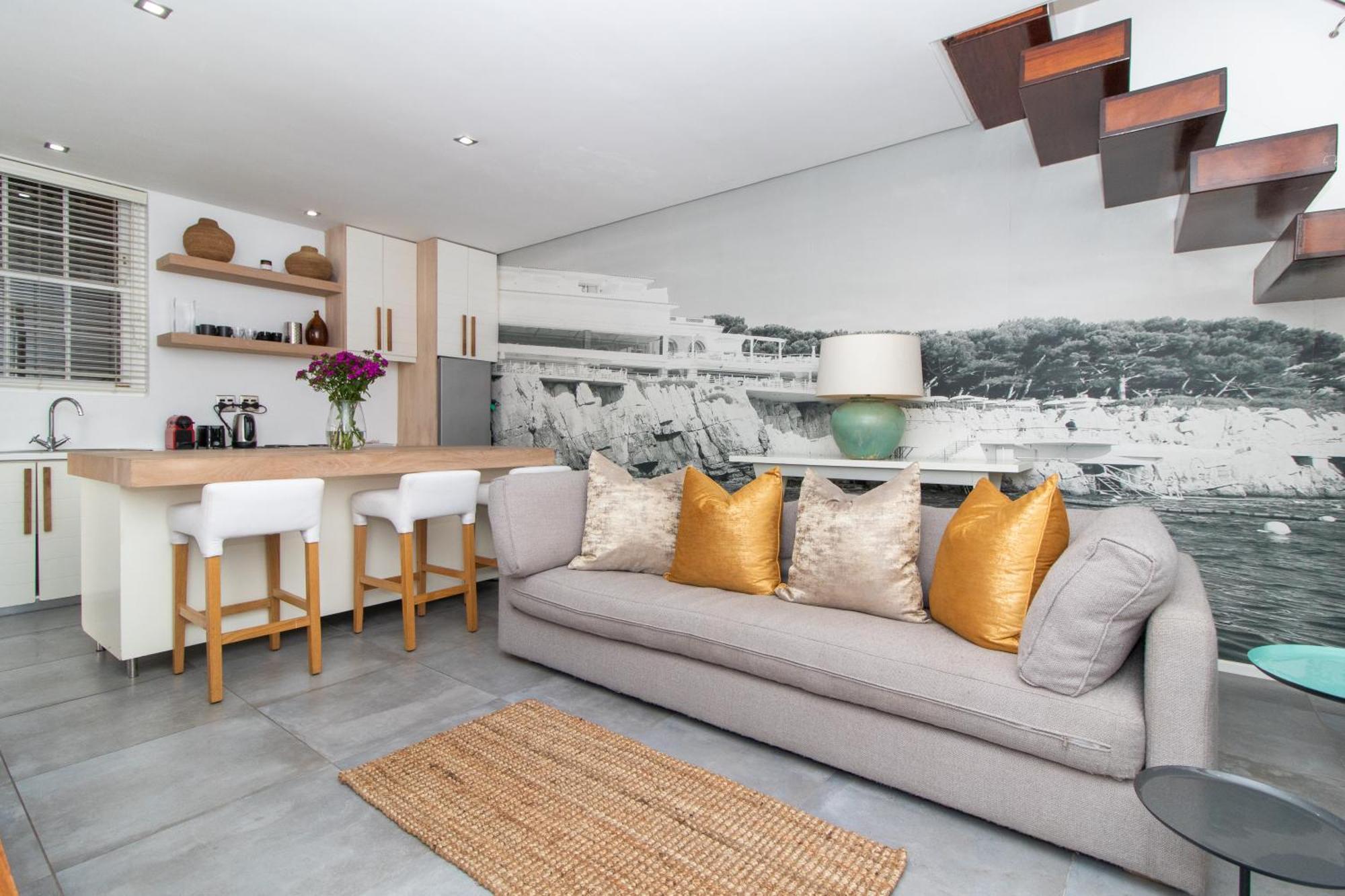 Cape Finest Located In De Waterkant 4* Kaapstad