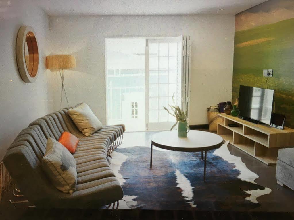 Cape Finest Located In De Waterkant 4*
